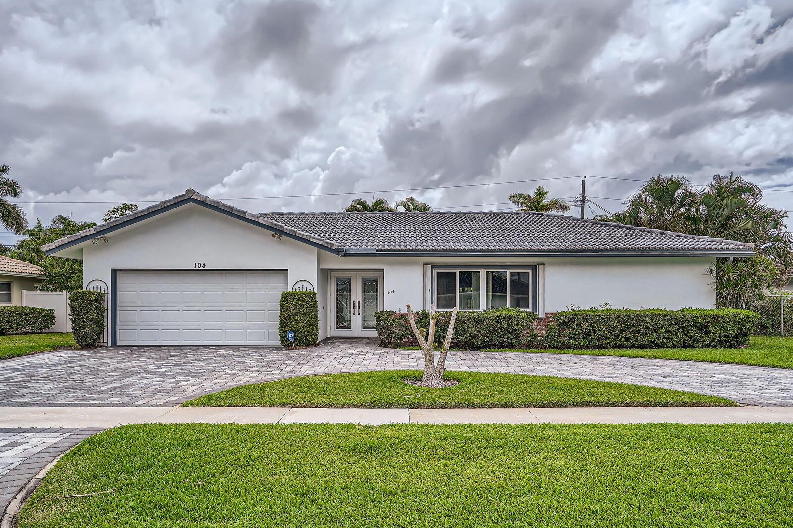 104 St Cloud Lane