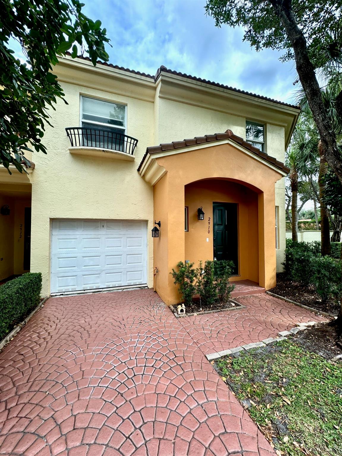 2910 Deer Creek Country Club Boulevard