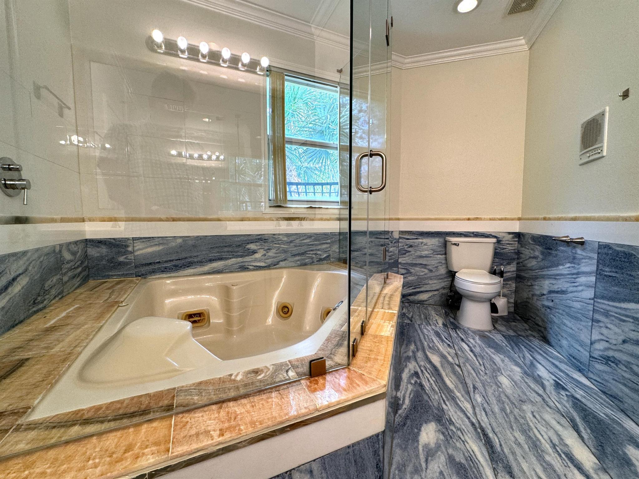 2910 Deer Creek Country Club Boulevard