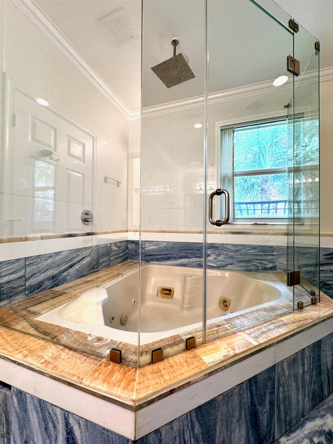 2910 Deer Creek Country Club Boulevard