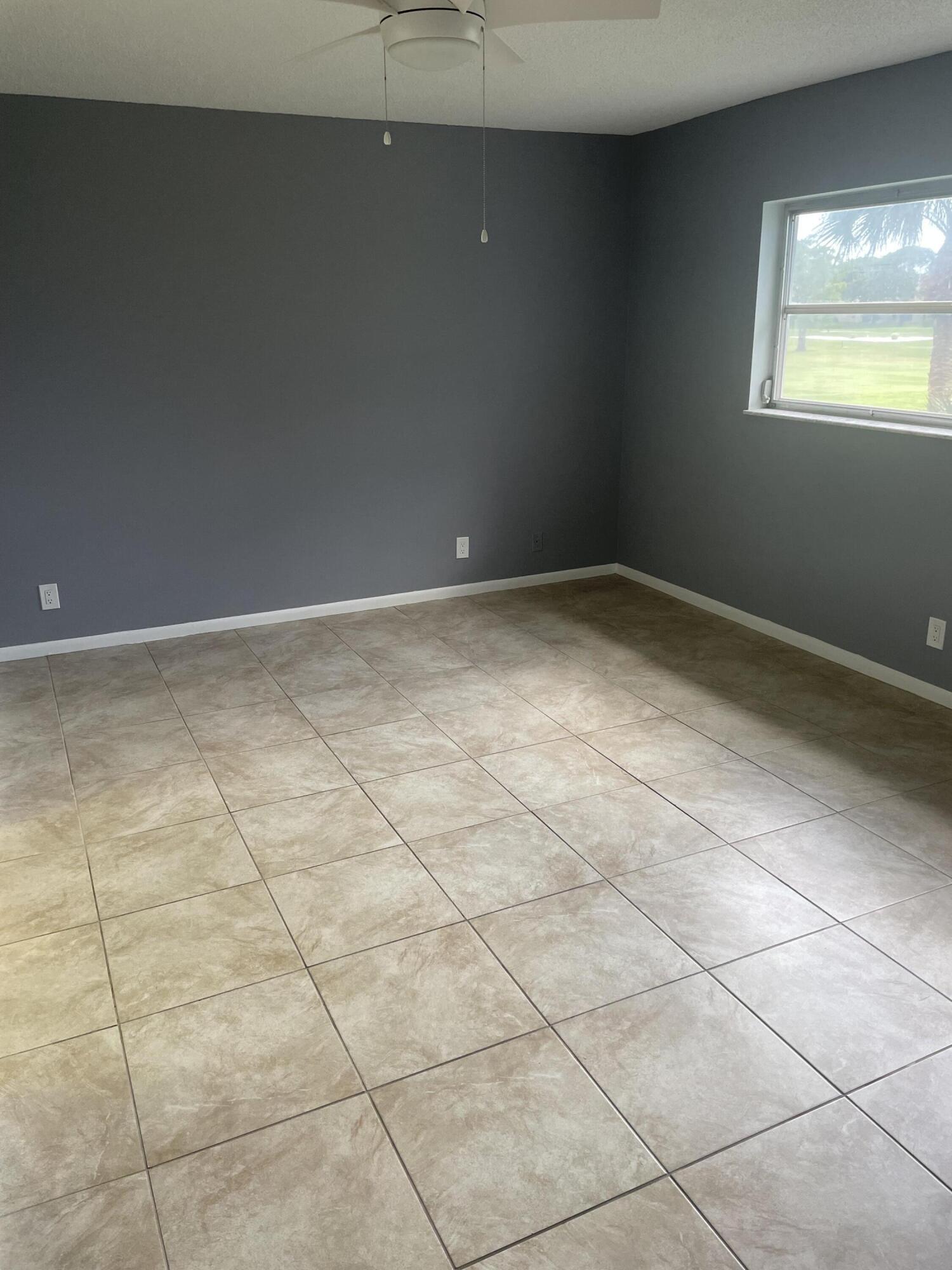 7827 Golf Cir Drive 202