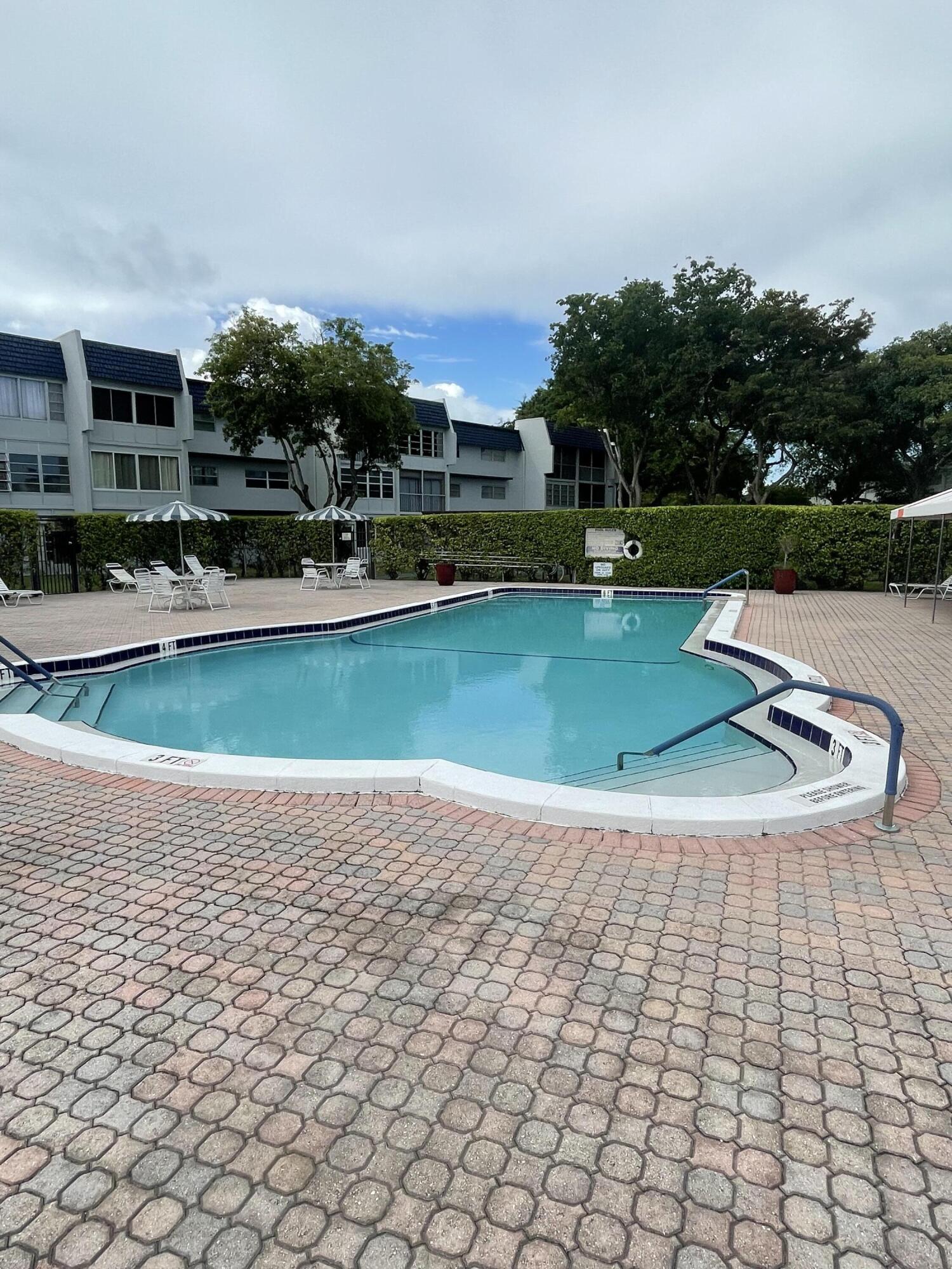 7827 Golf Cir Drive 202