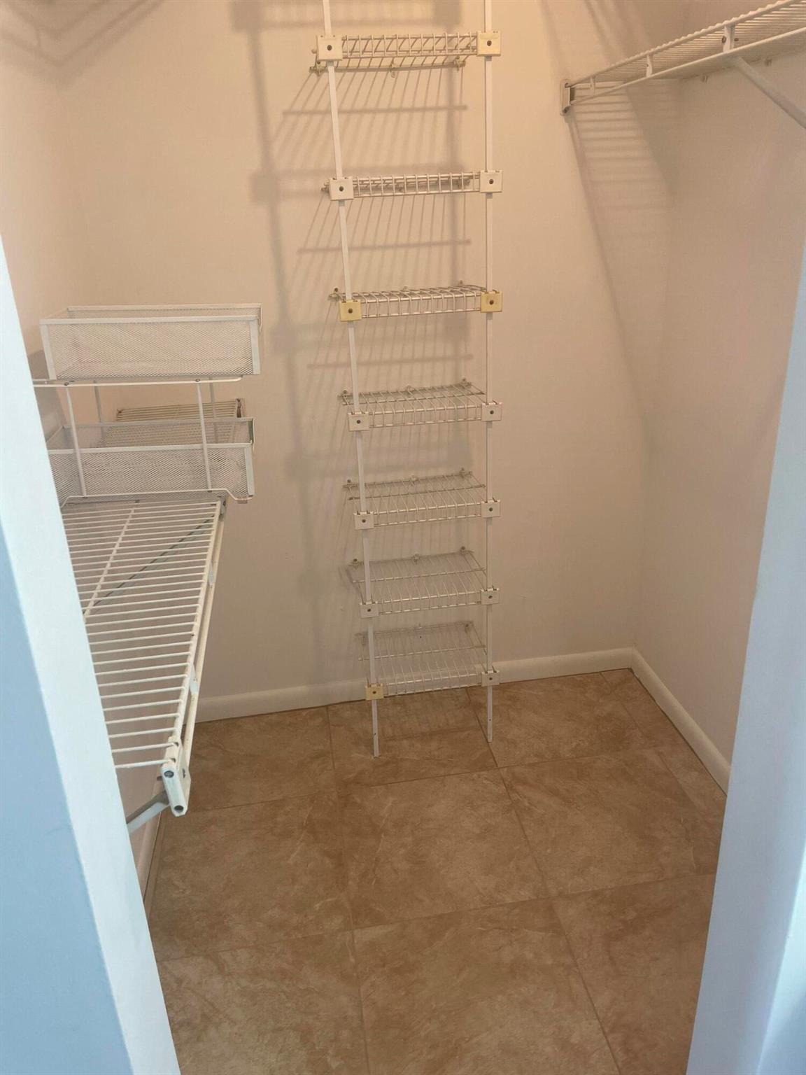 7827 Golf Cir Drive 202
