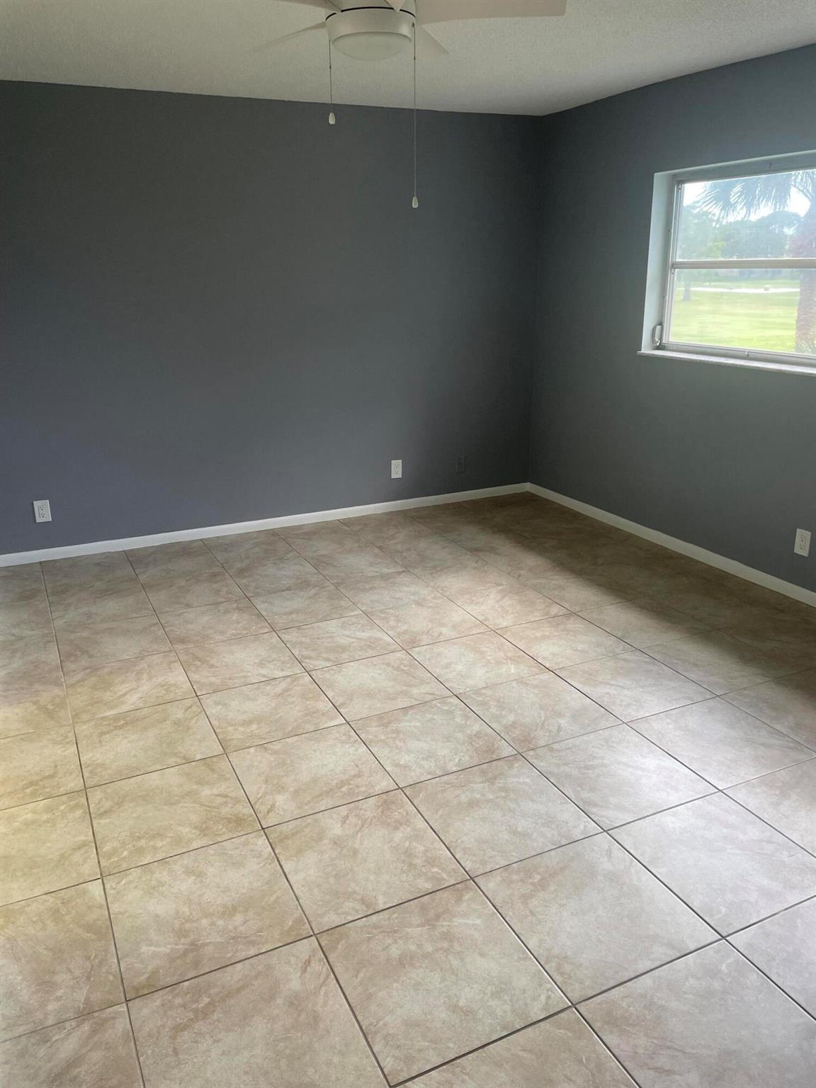 7827 Golf Cir Drive 202