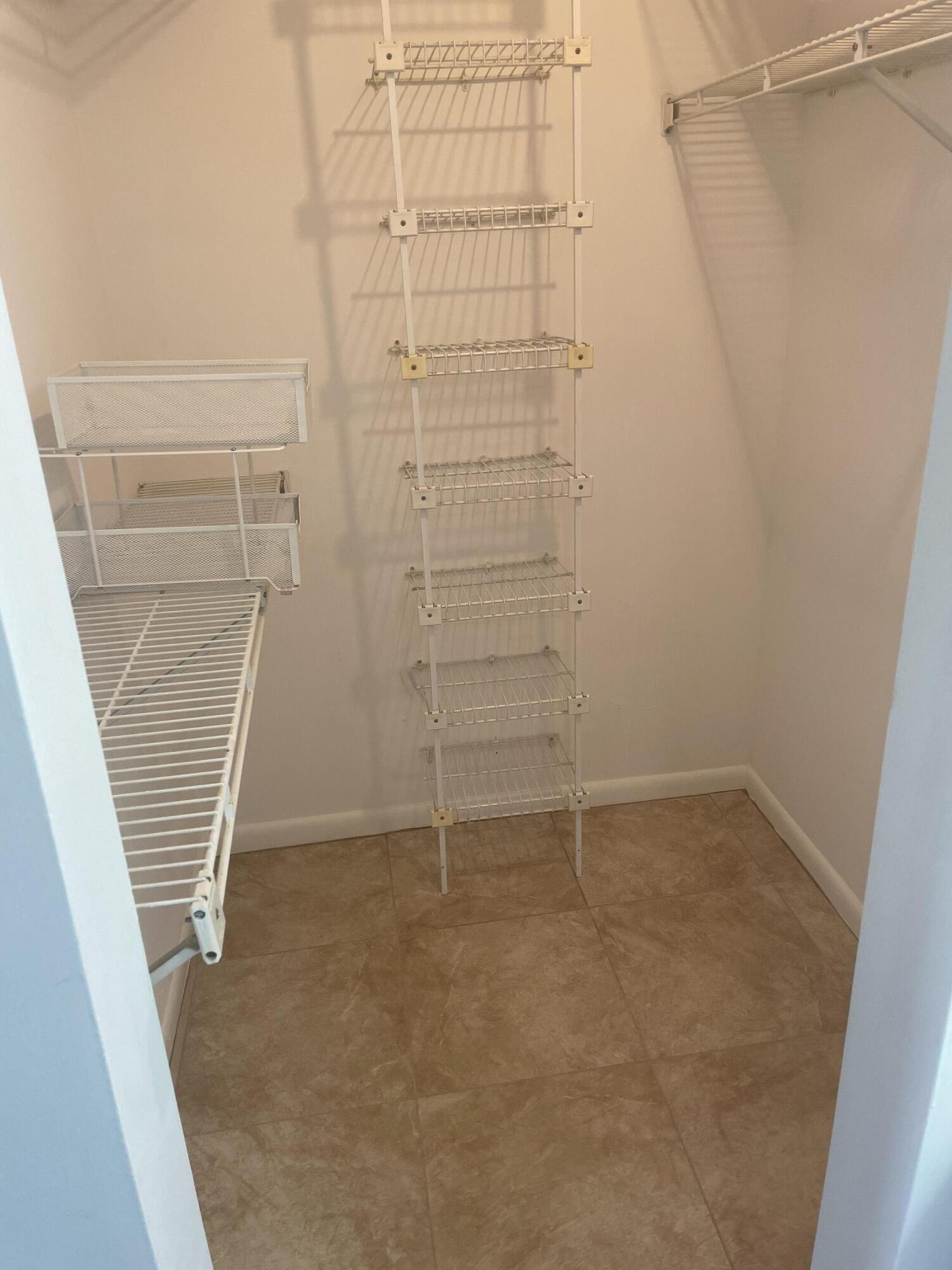 7827 Golf Cir Drive 202