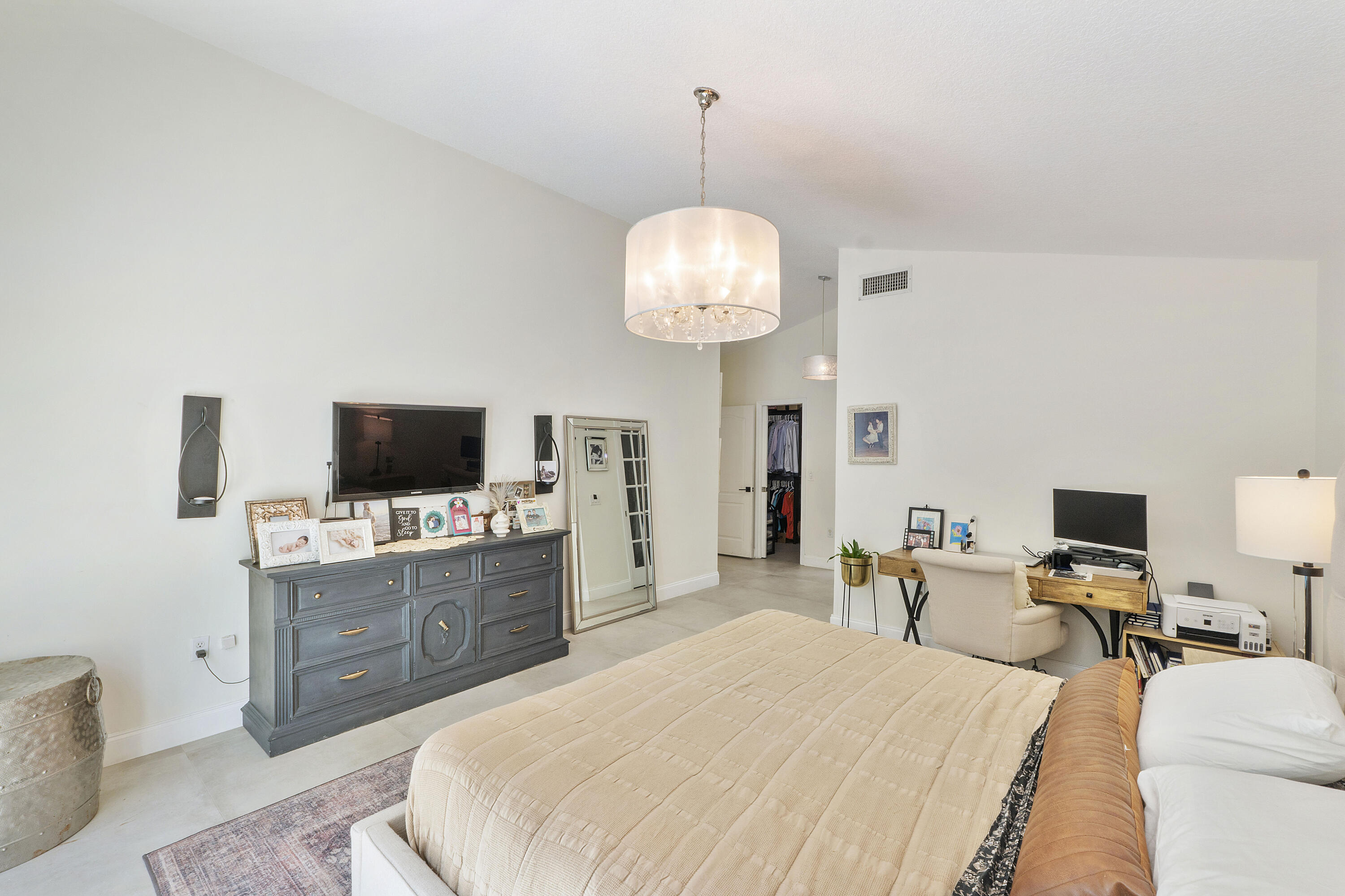 6755 NW 75th Place