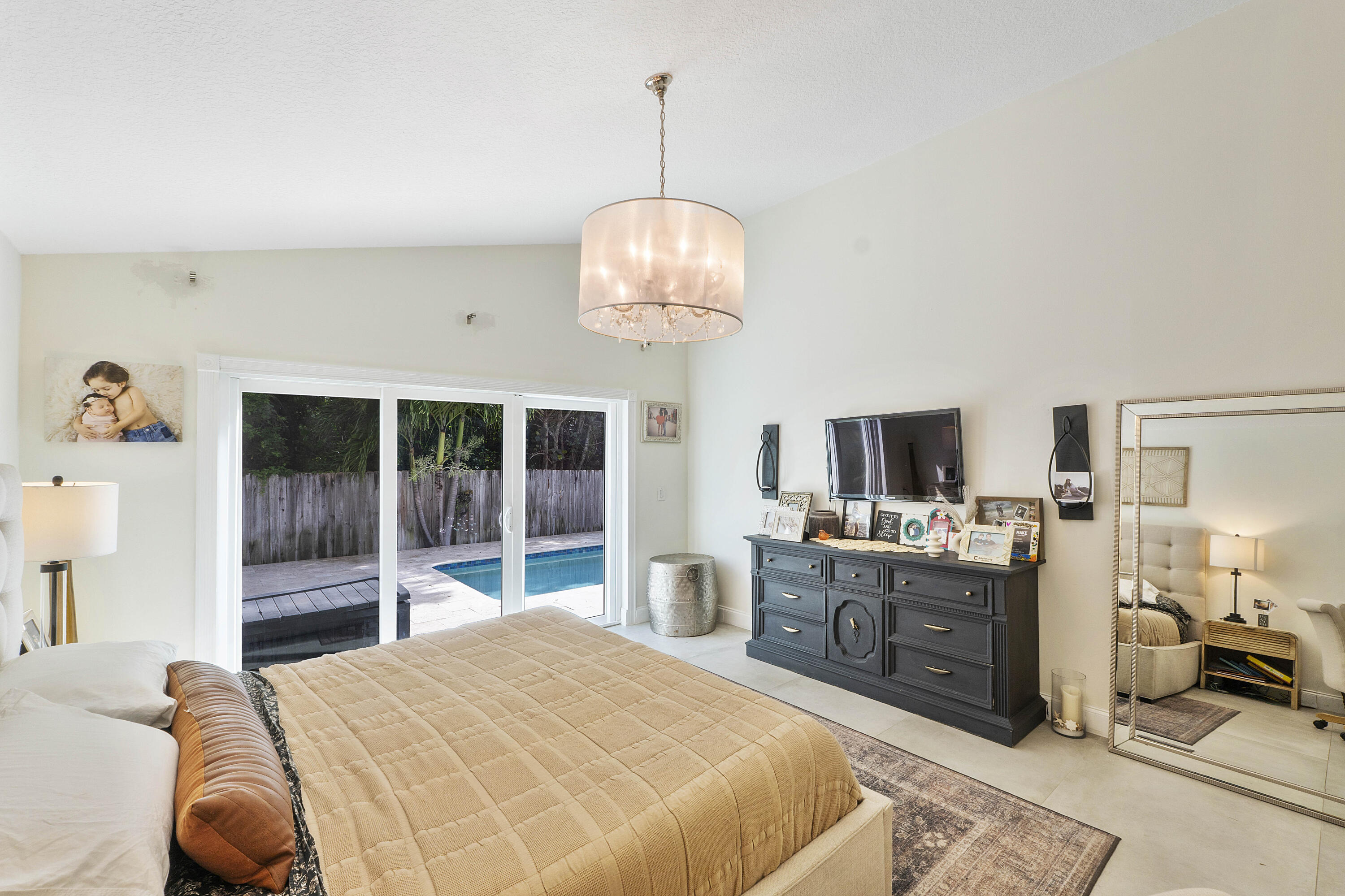 6755 NW 75th Place