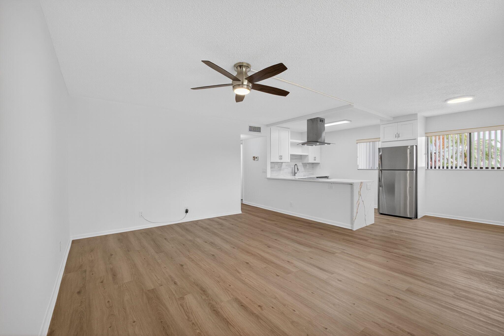 15036 Ashland Lane 44