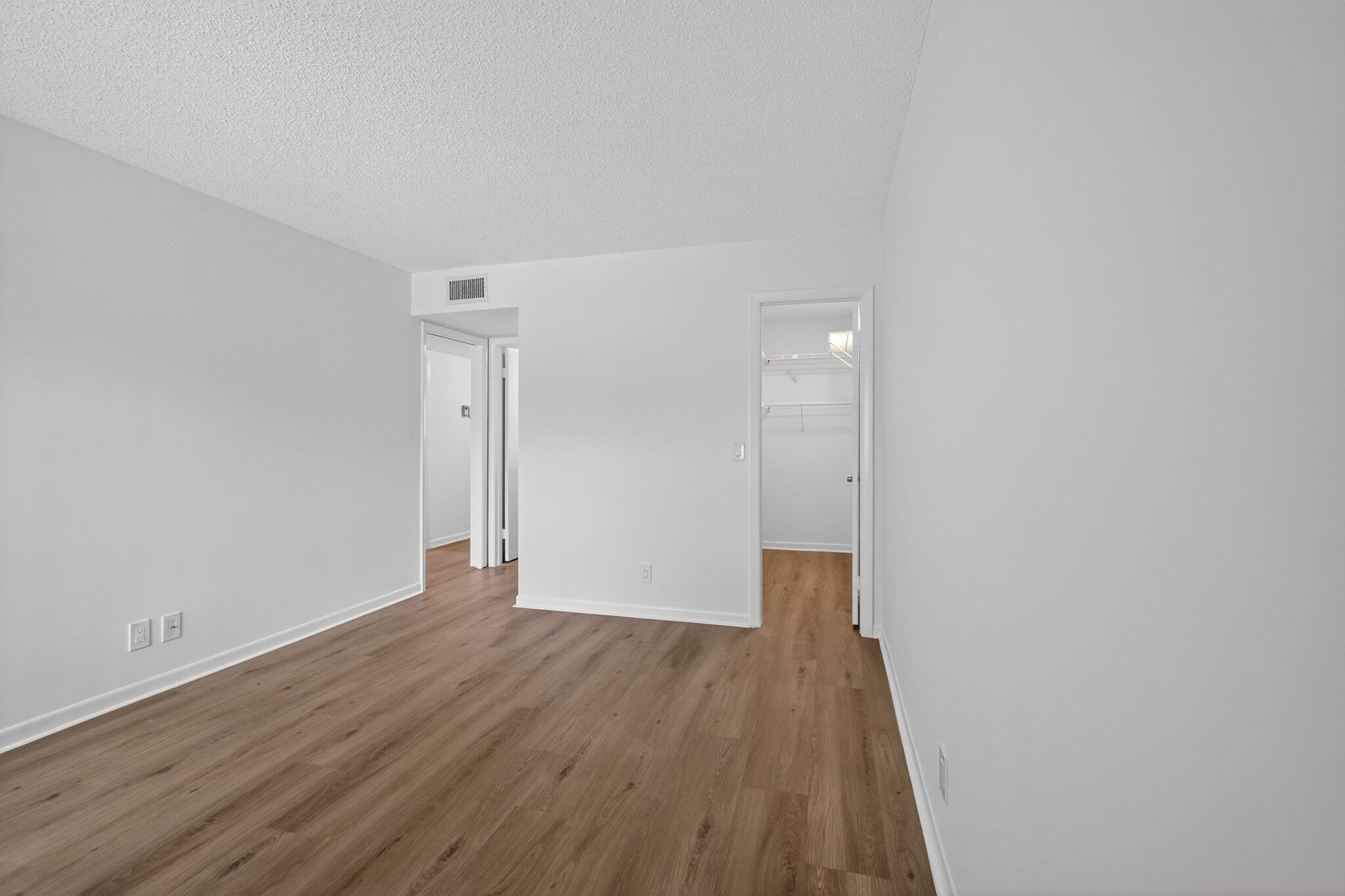 15036 Ashland Lane 44