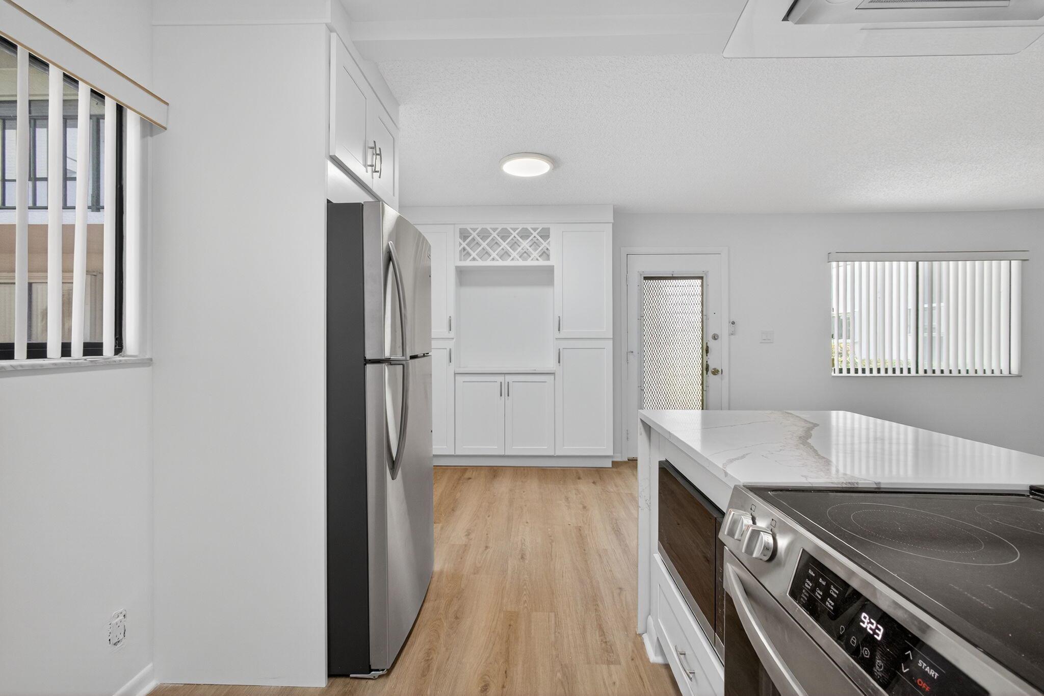 15036 Ashland Lane 44