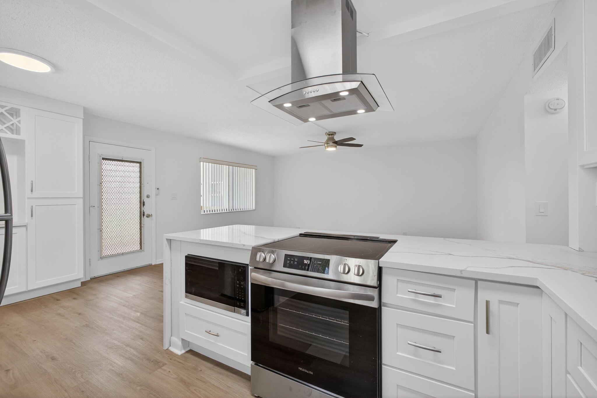 15036 Ashland Lane 44