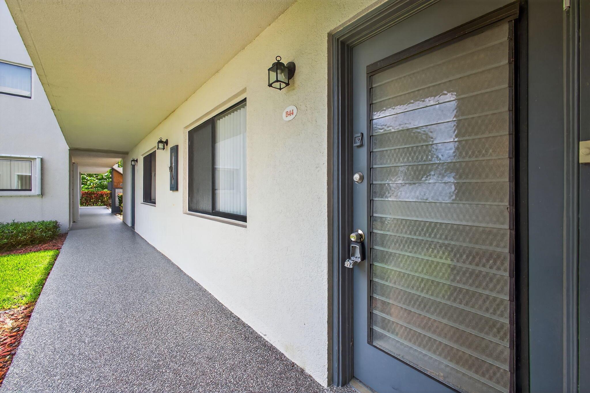 15036 Ashland Lane 44