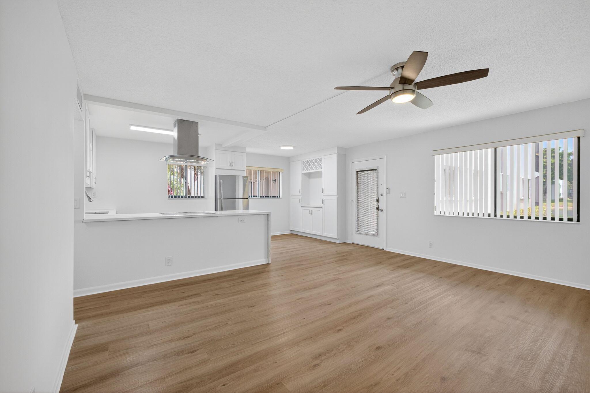 15036 Ashland Lane 44