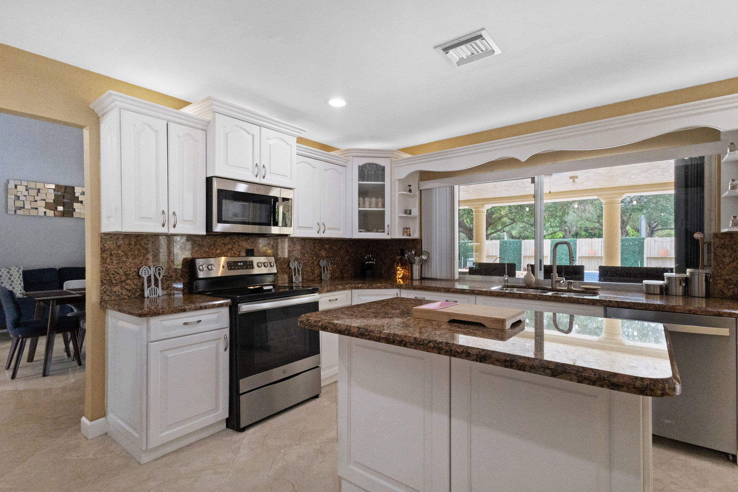 1340 SW 24th Terrace
