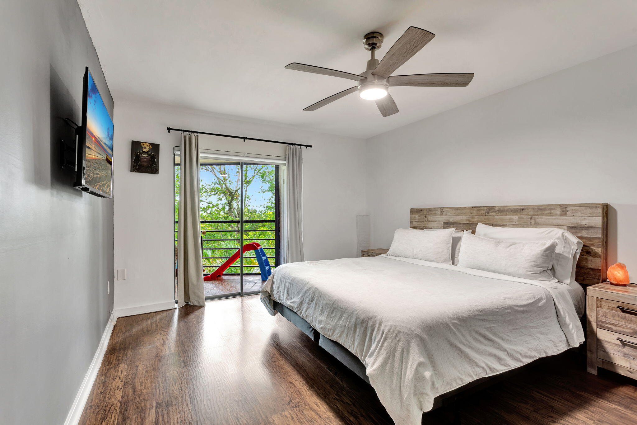 6755 W Broward Boulevard 409