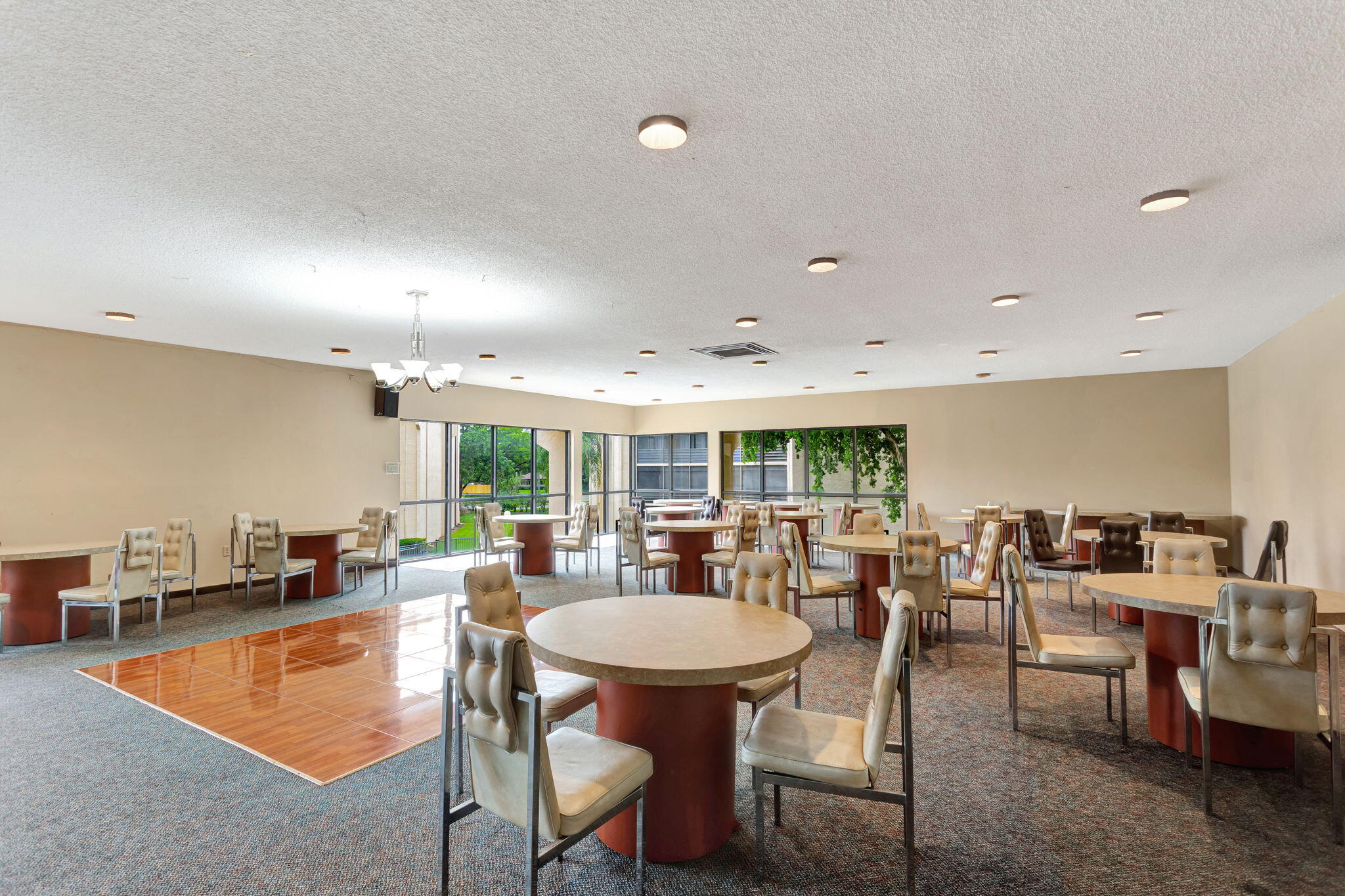 6755 W Broward Boulevard 409