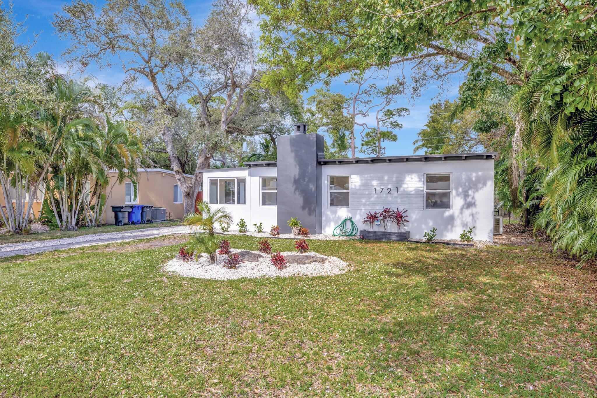 1721 SW 13th Street