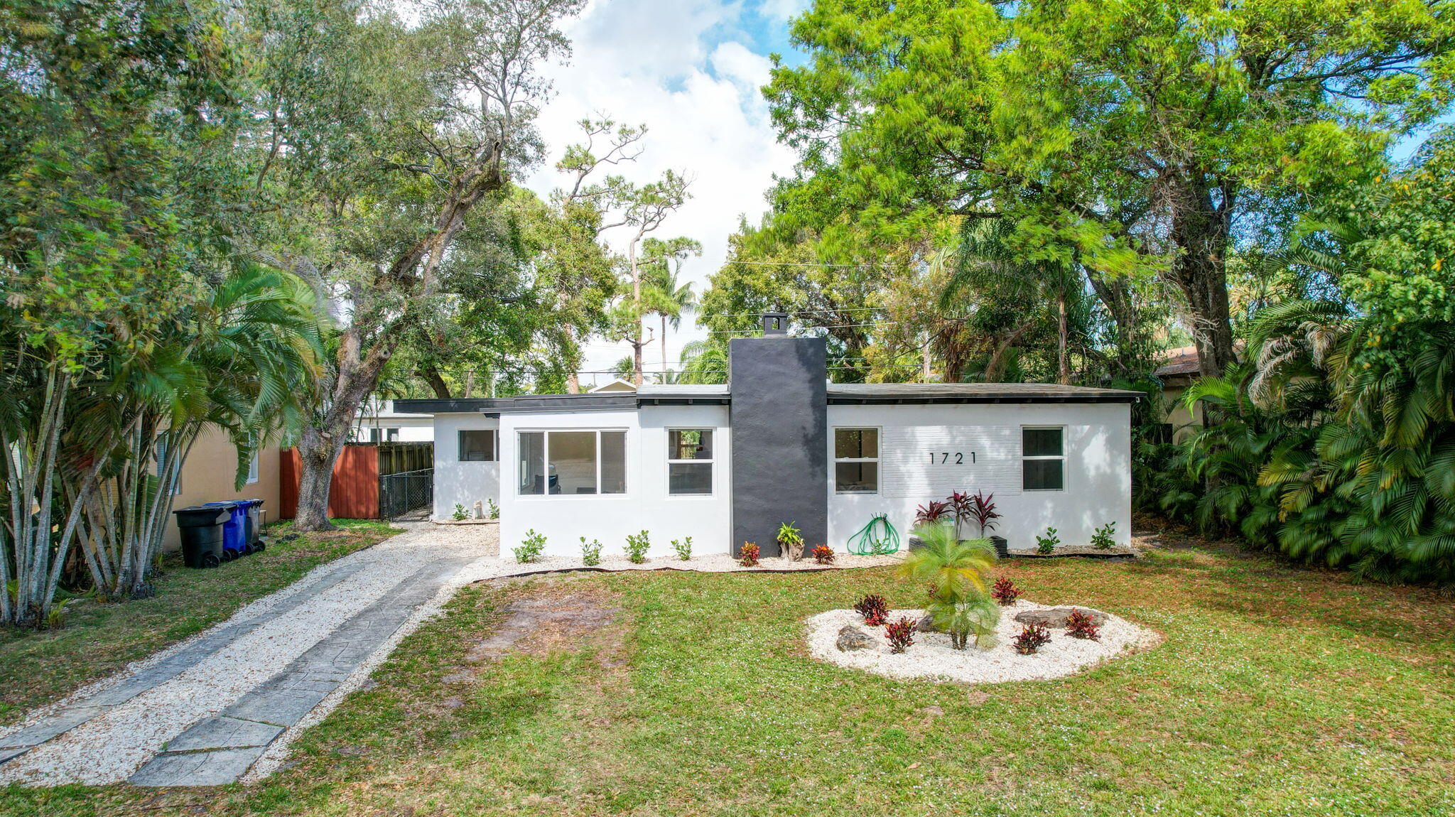 1721 SW 13th Street
