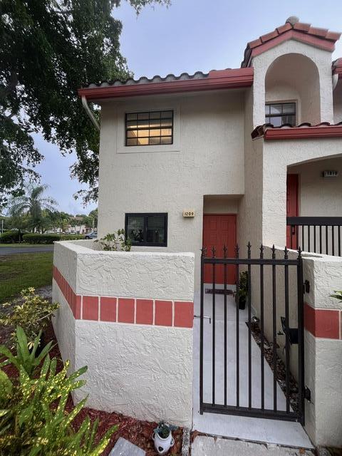 1209 Congressional Way