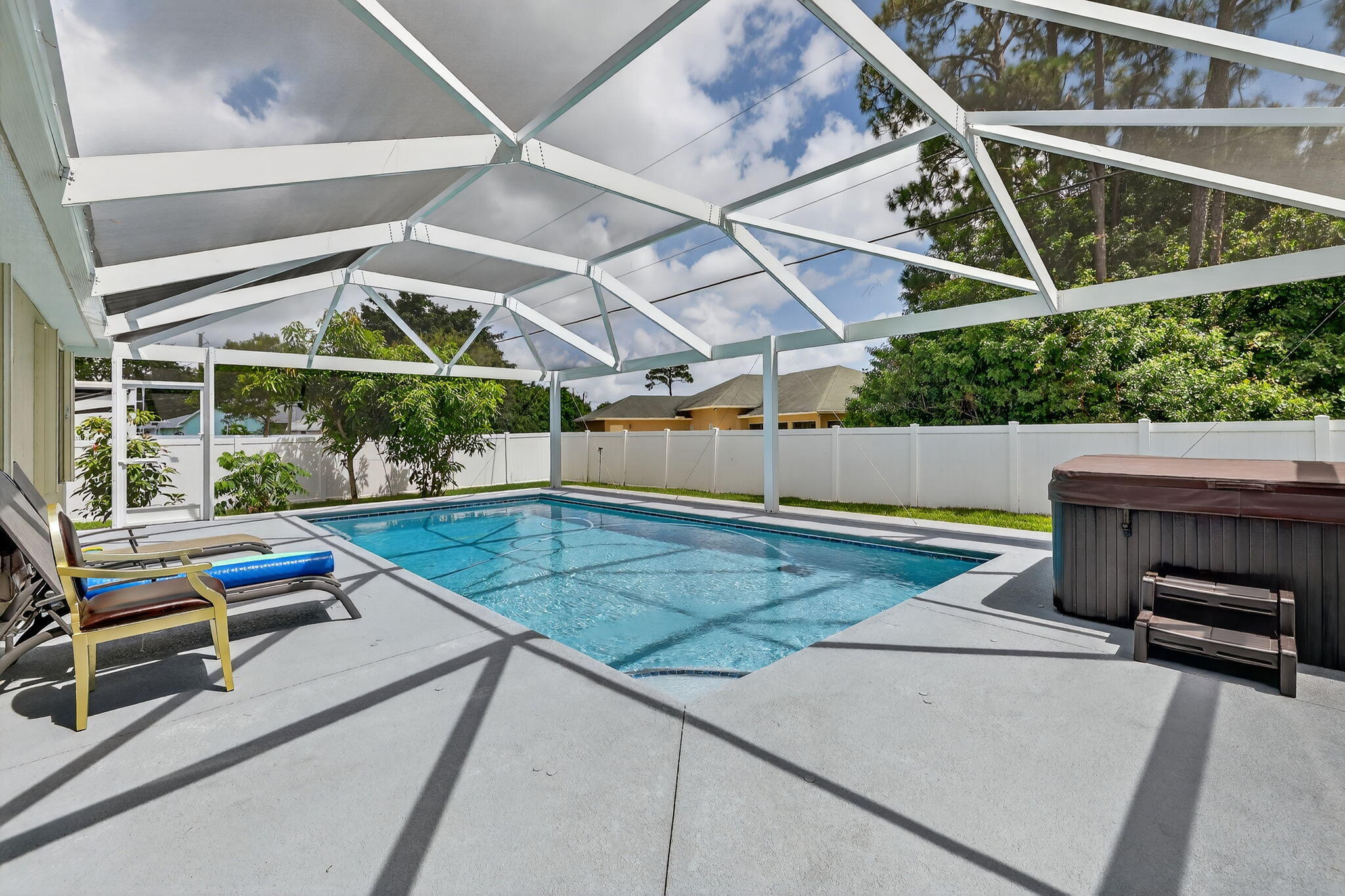 2169 SW Savage Boulevard