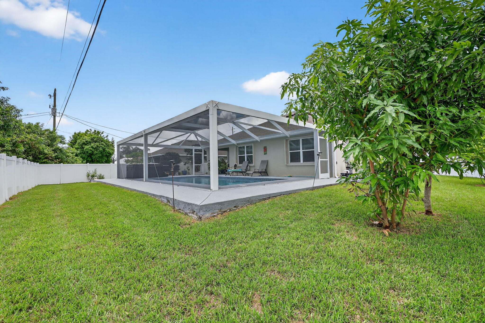 2169 SW Savage Boulevard