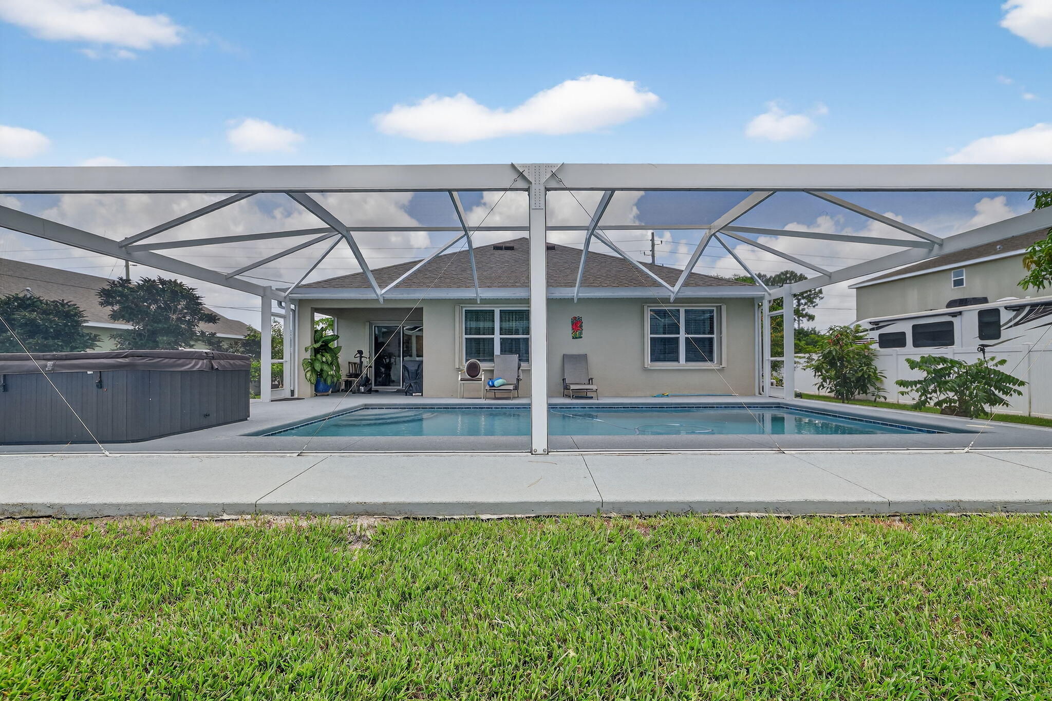 2169 SW Savage Boulevard