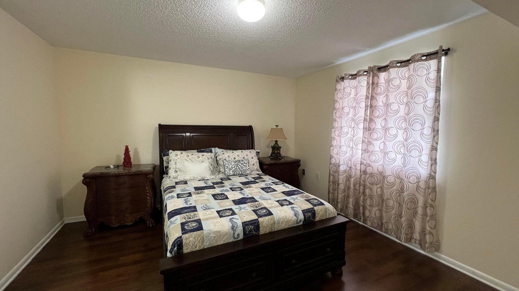6097 Balboa Circle 303