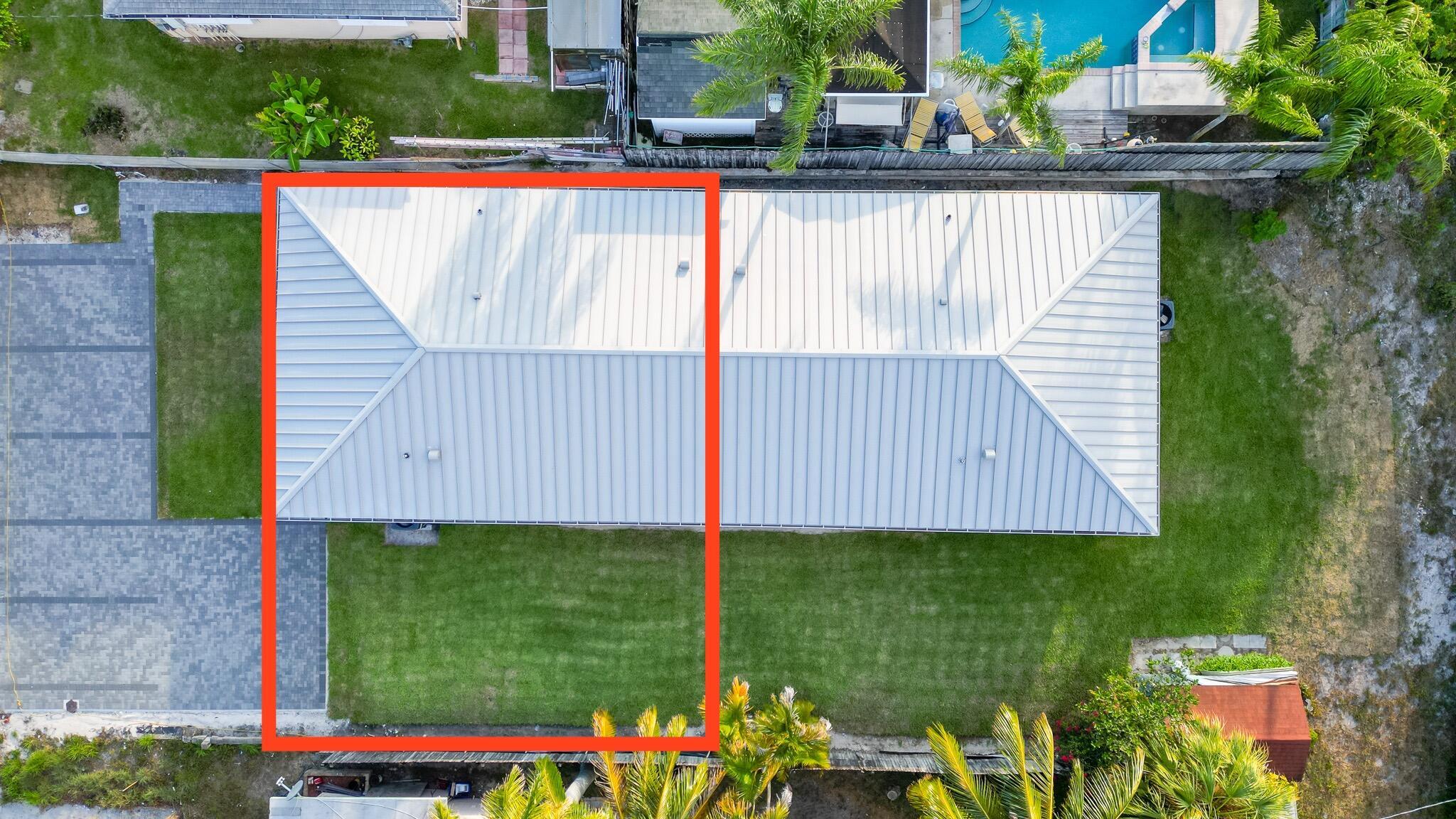 303 De Carie Street