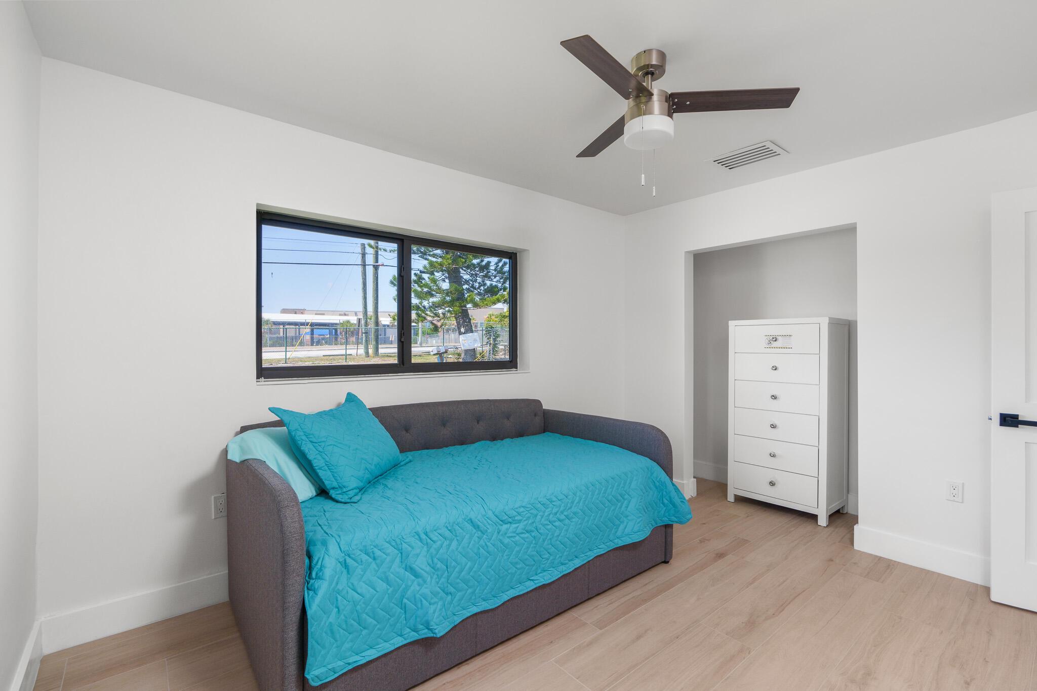 303 De Carie Street