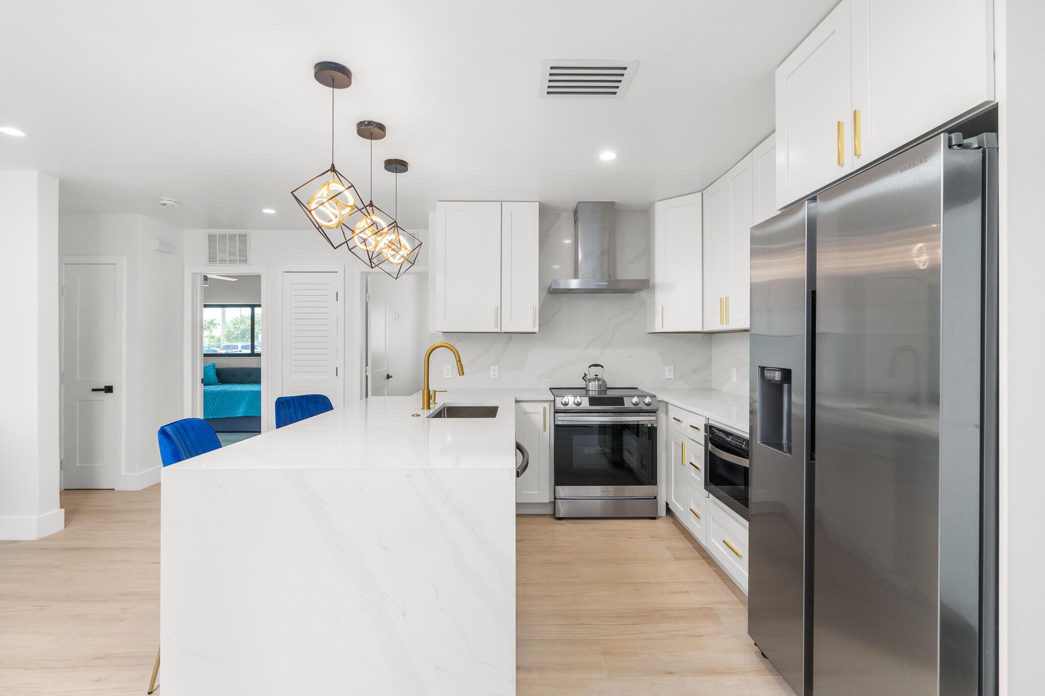 303 De Carie Street