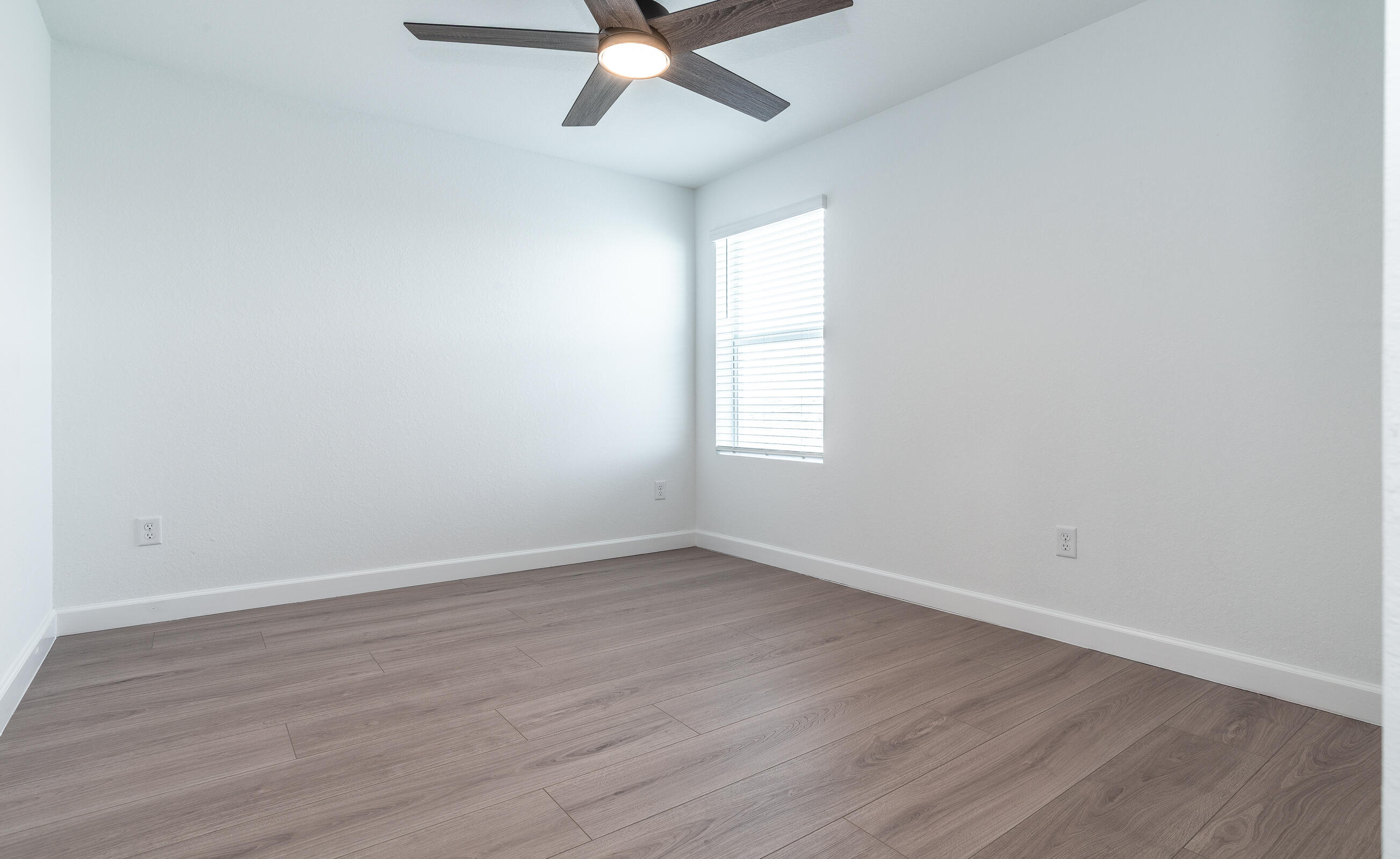 6378 NW Windwood Way