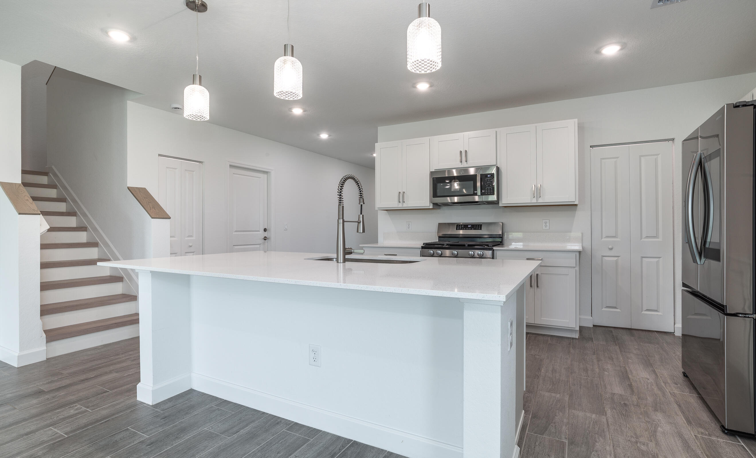 6378 NW Windwood Way