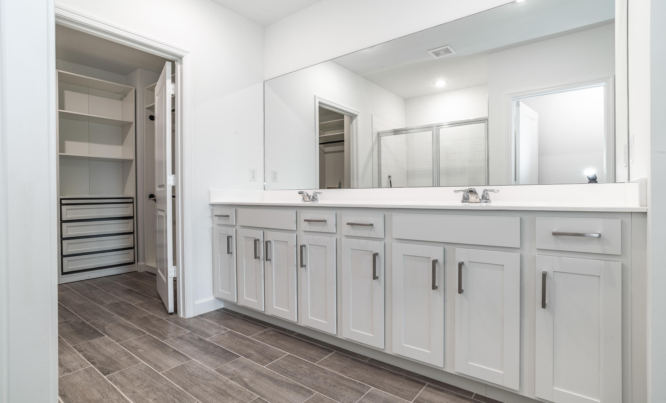 6378 NW Windwood Way