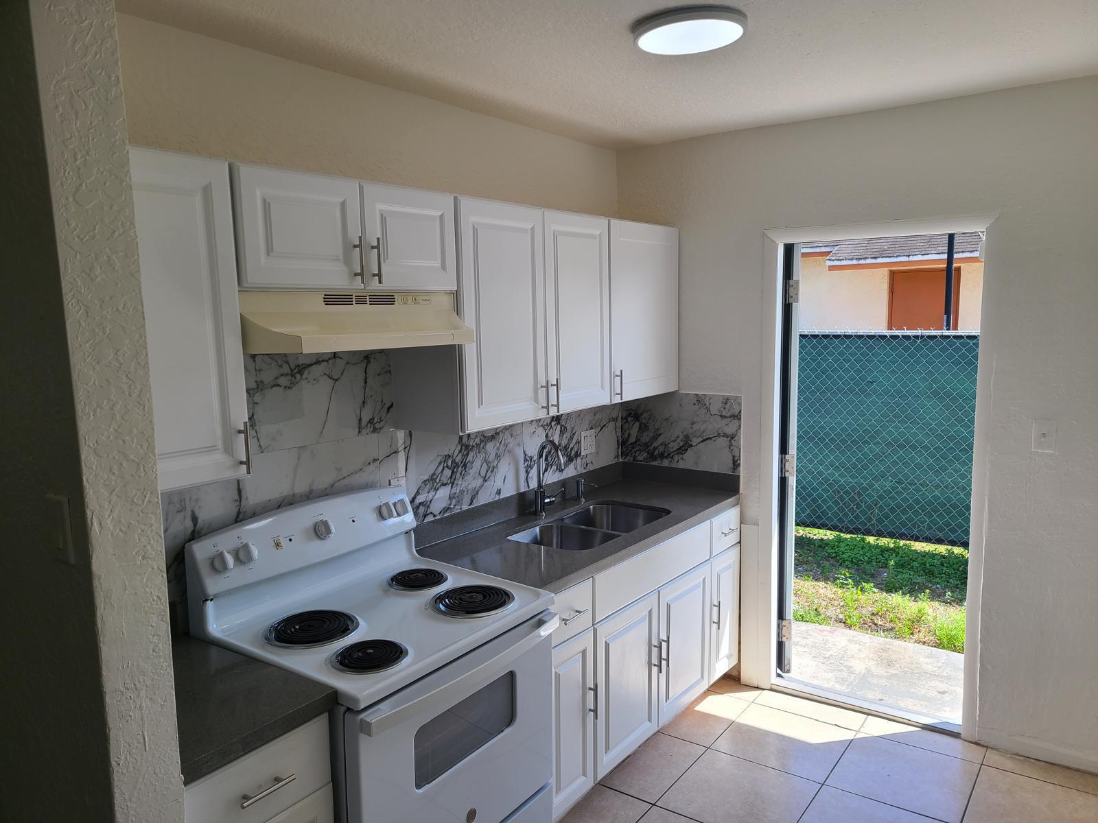 227 NW 15th Avenue