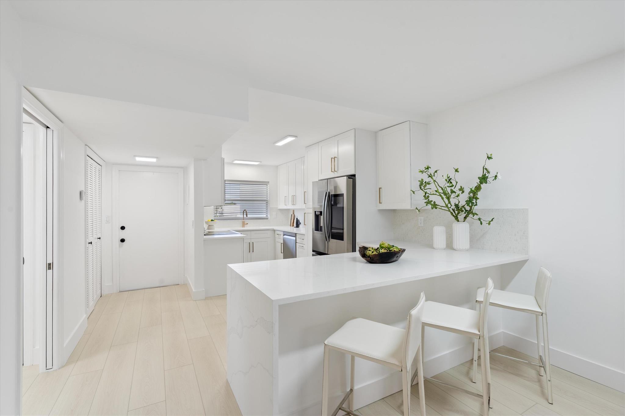 700 NE Harbour Terrace 3320