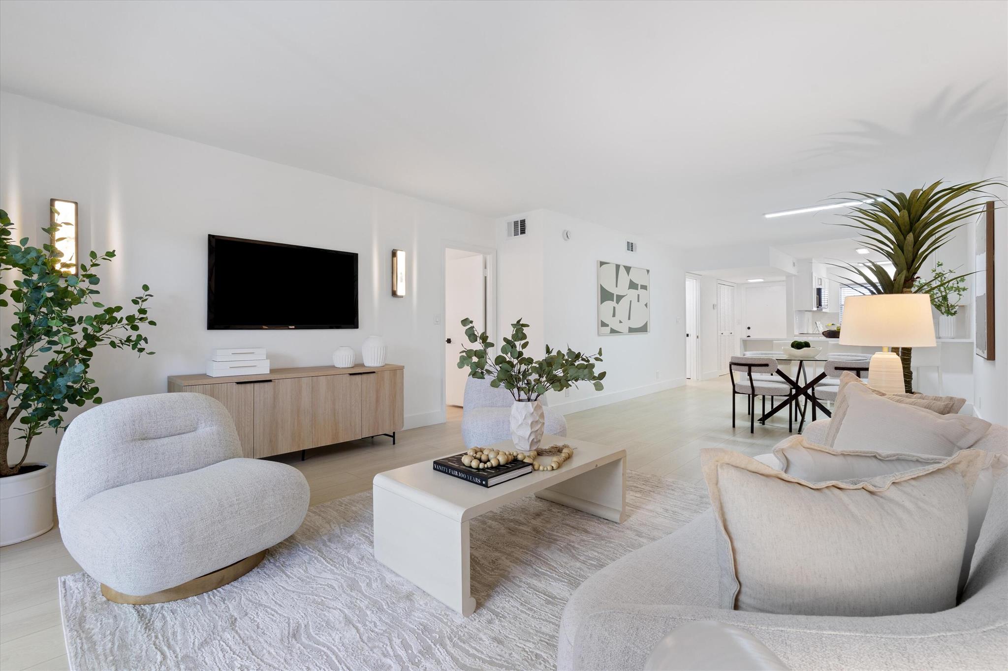 700 NE Harbour Terrace 3320