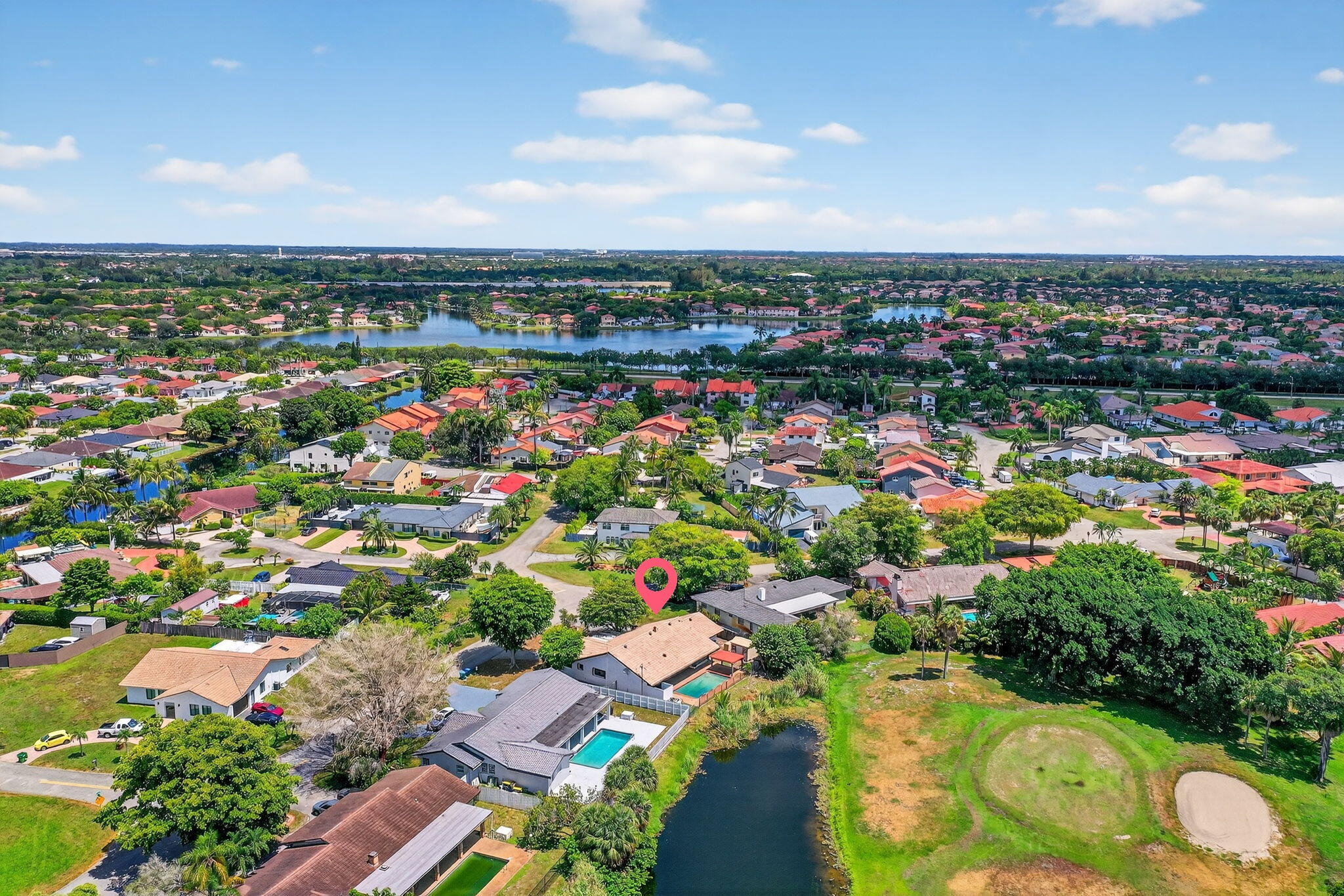 19811 W Oakmont Drive