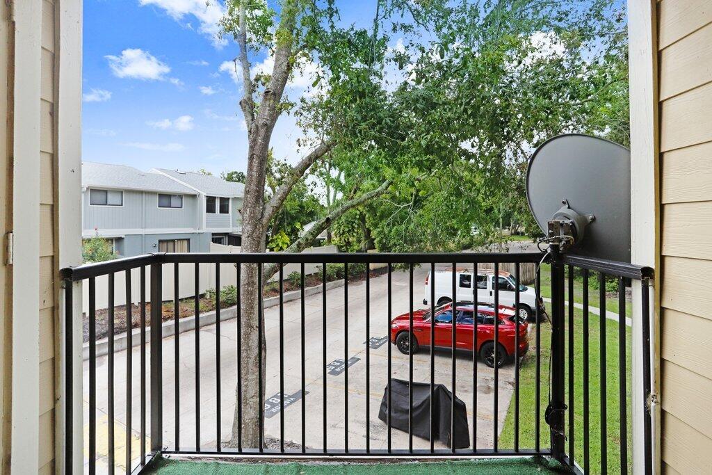 8702 Mallard Reserve Drive 202