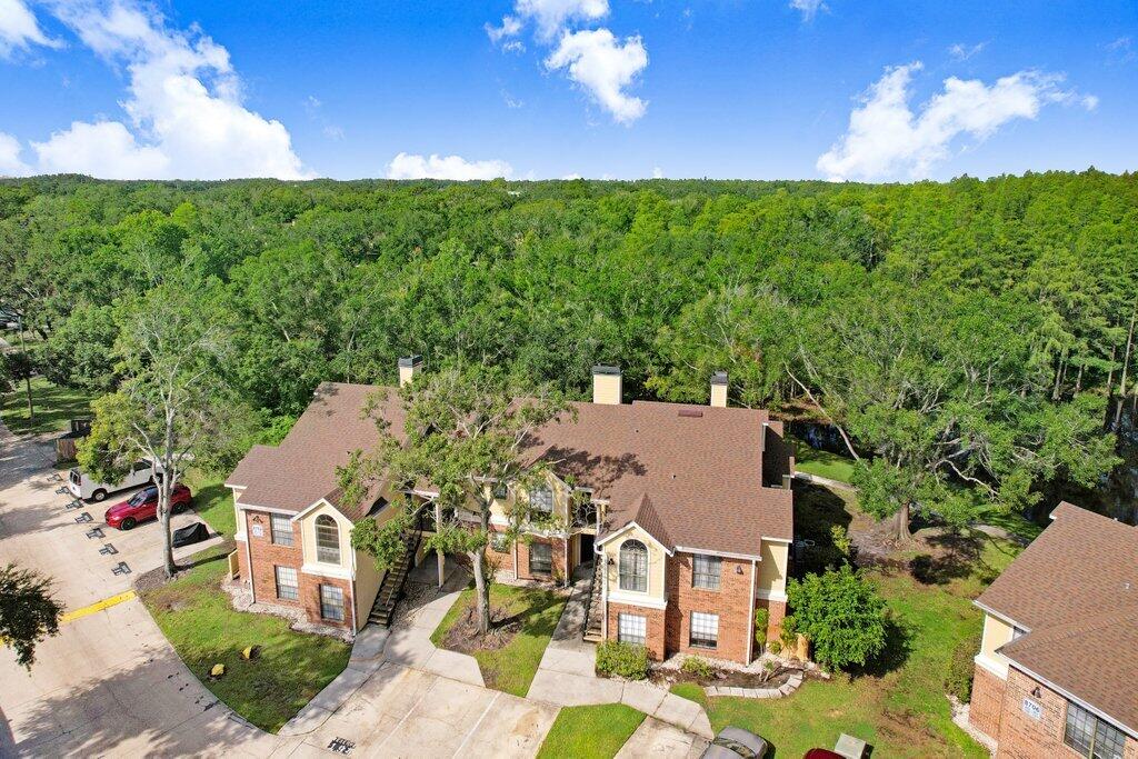 8702 Mallard Reserve Drive 202