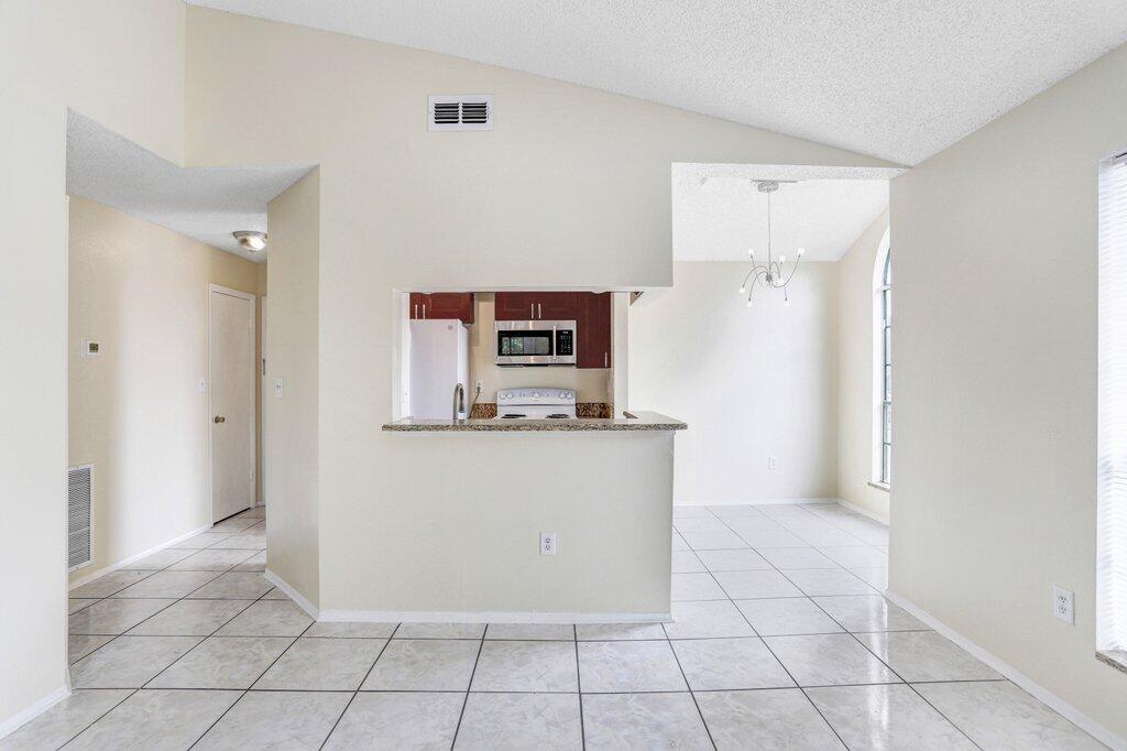 8702 Mallard Reserve Drive 202