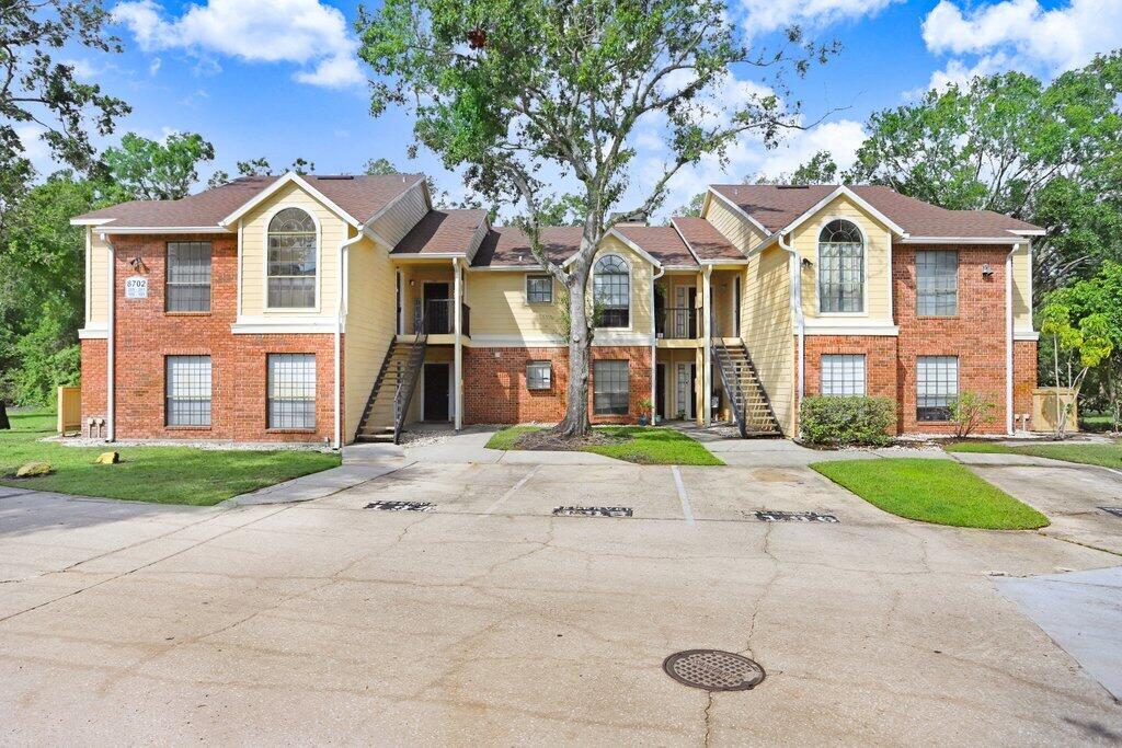 8702 Mallard Reserve Drive 202