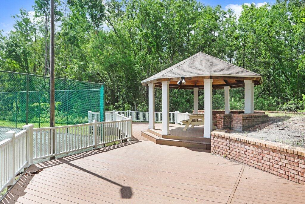 8702 Mallard Reserve Drive 202