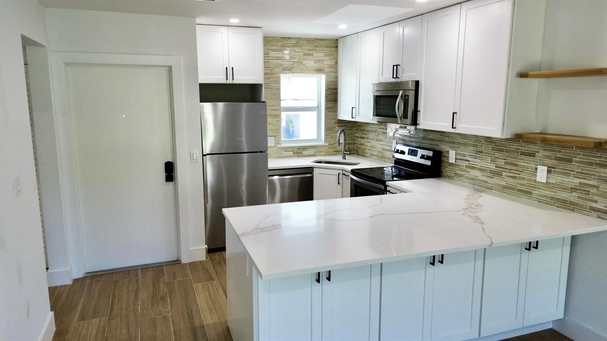 6100 NE 7th Avenue 17