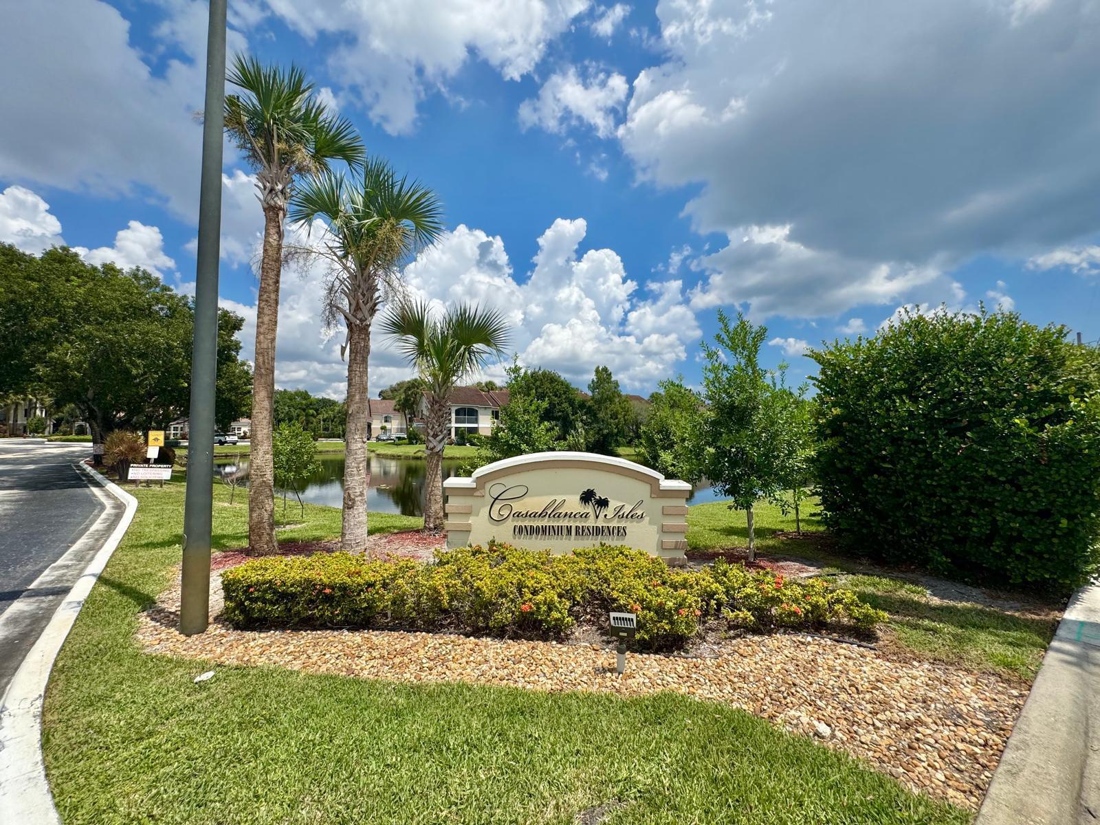 815 W Boynton Beach Boulevard 15-206