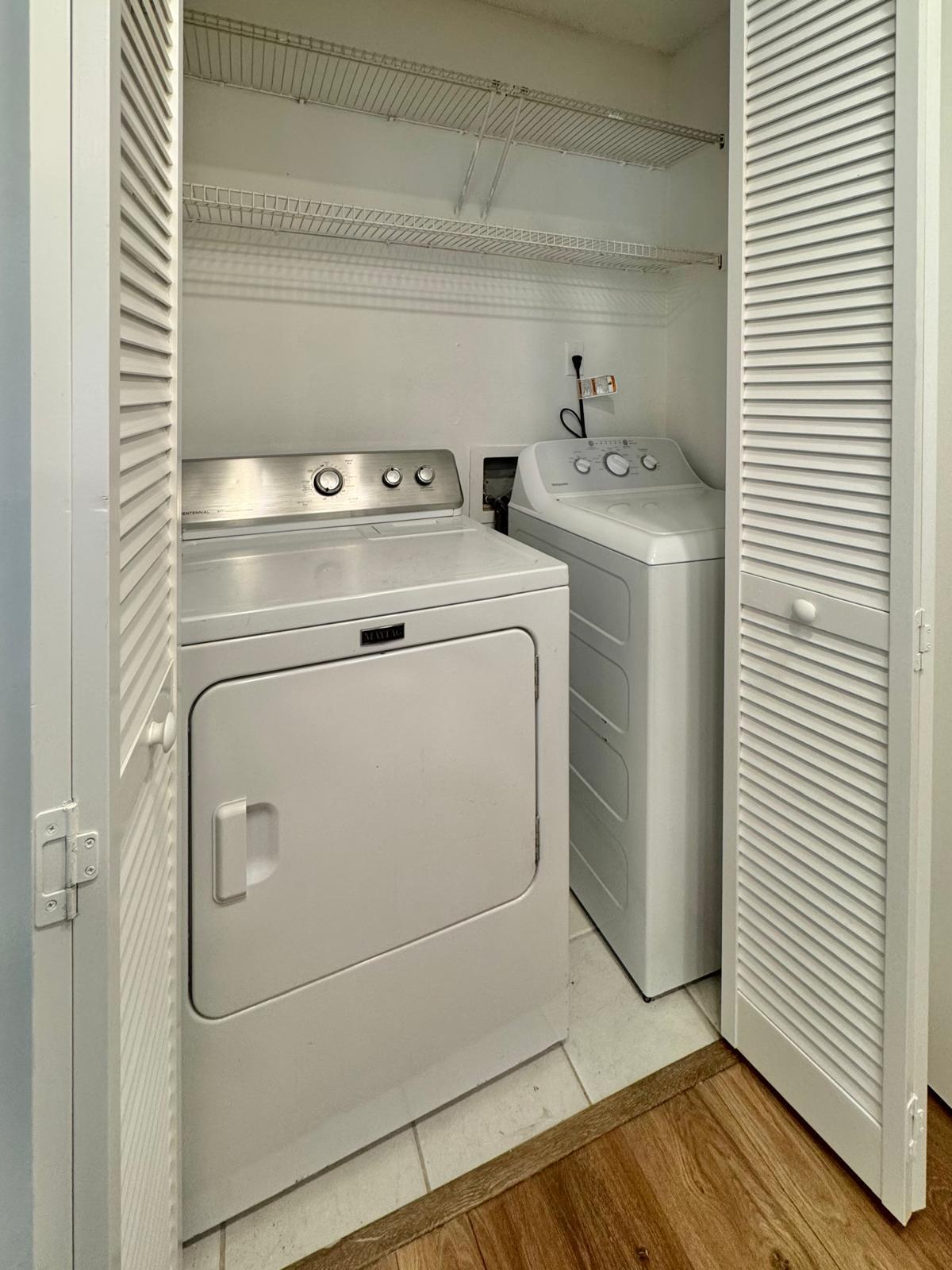 815 W Boynton Beach Boulevard 15-206