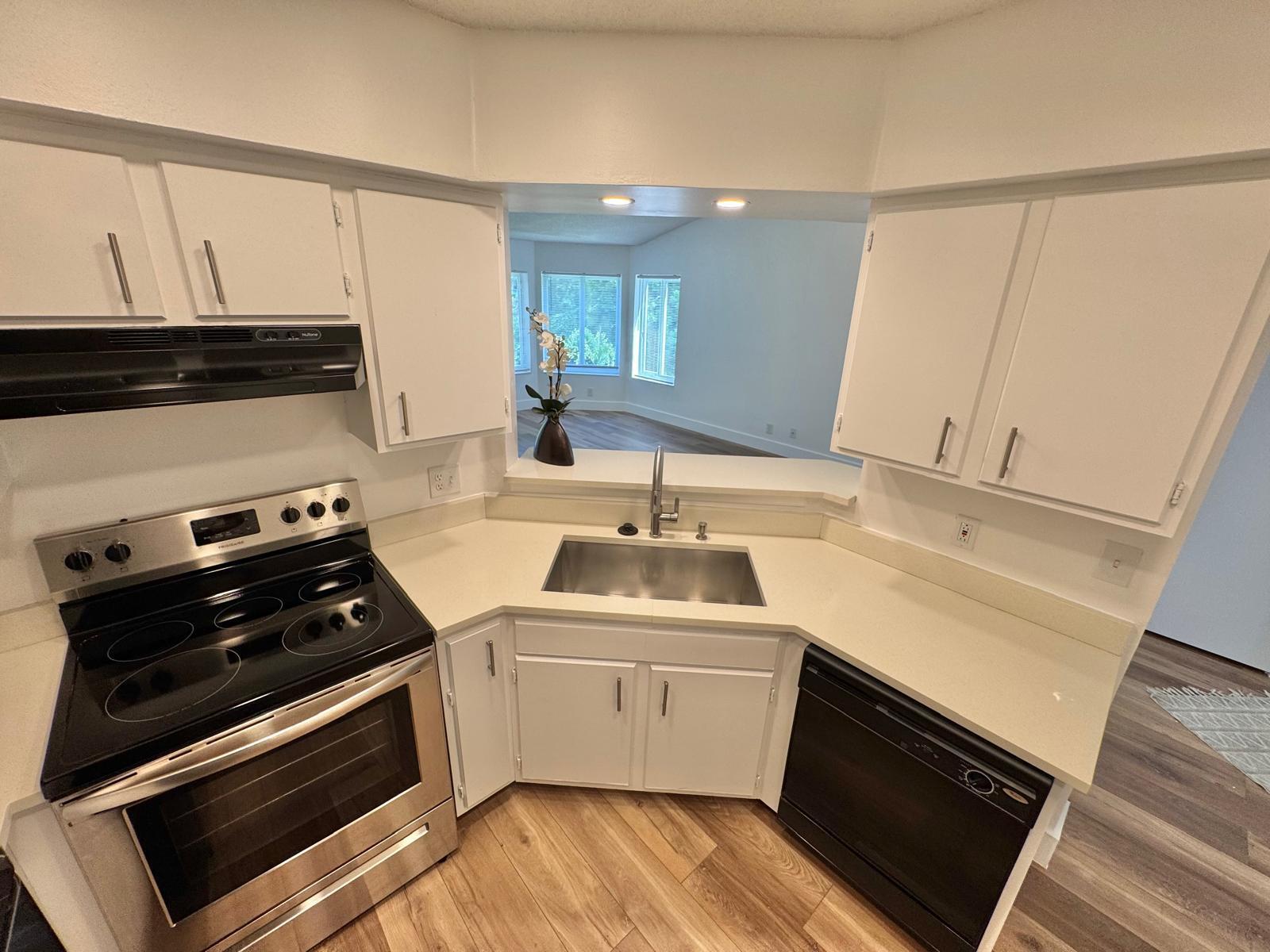 815 W Boynton Beach Boulevard 15-206