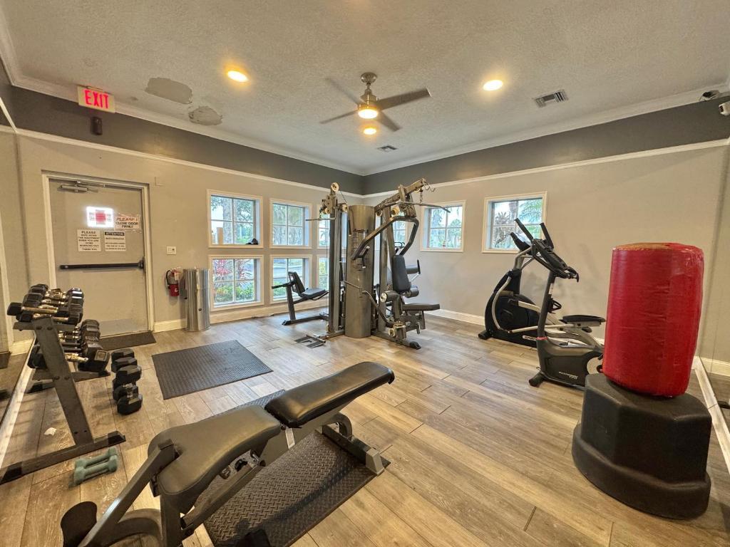 815 W Boynton Beach Boulevard 15-206