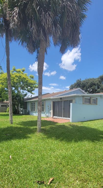 5550 Lakewood Circle A