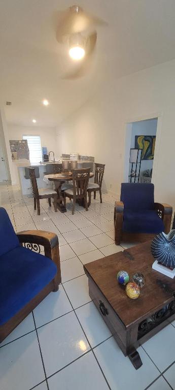 5550 Lakewood Circle A