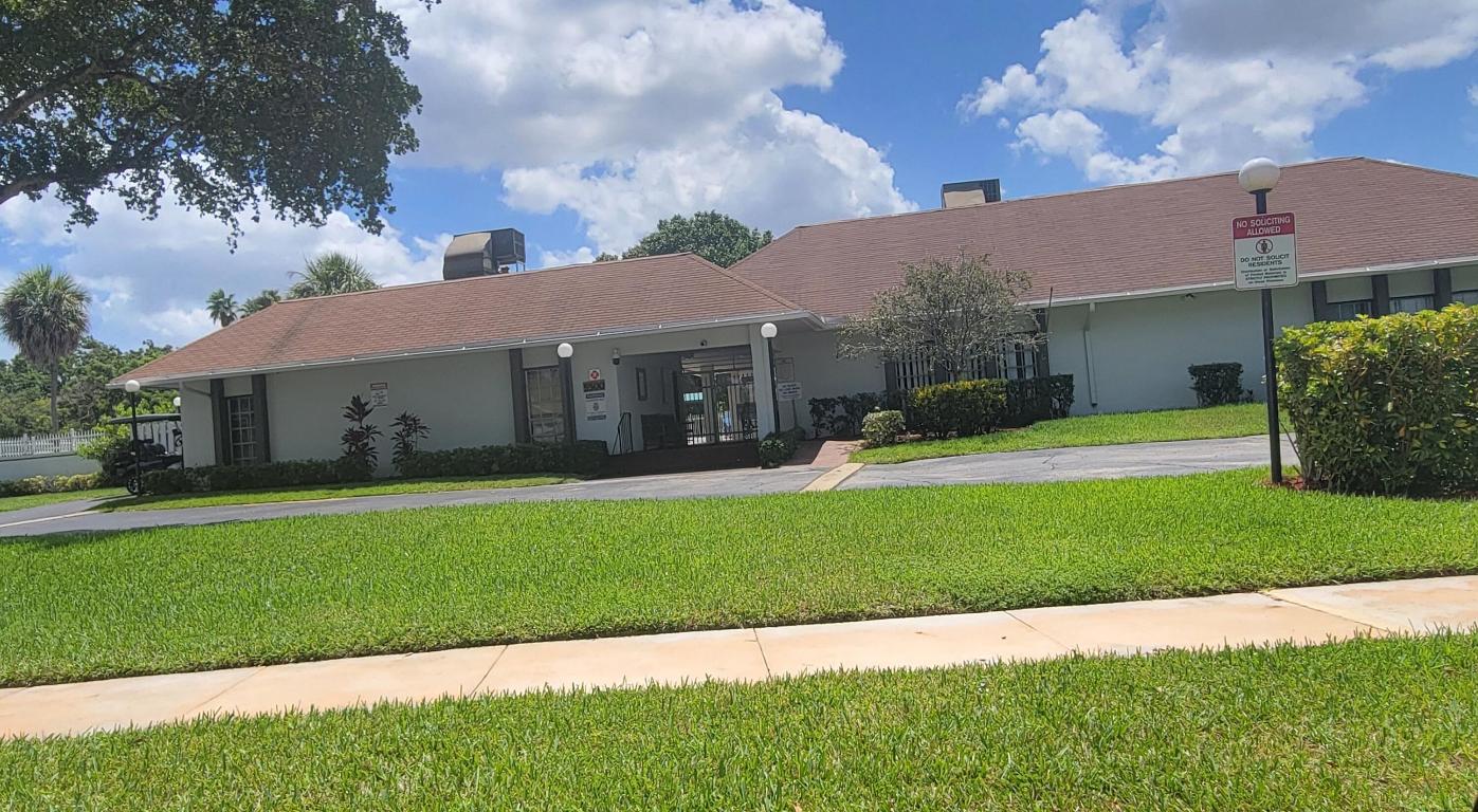 5550 Lakewood Circle A